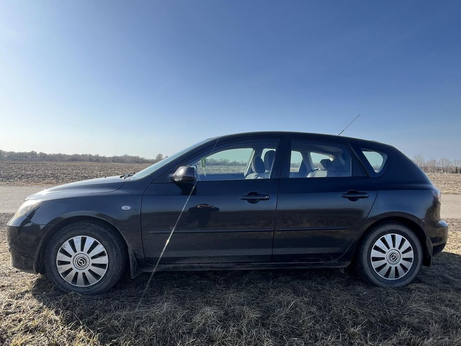 Продам сімейний автомобіль