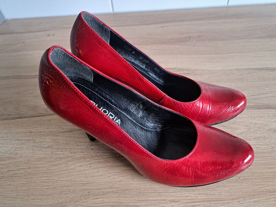 Buty damskie, czerwone, lakierki, szpilka, skóra naturalna,  38,