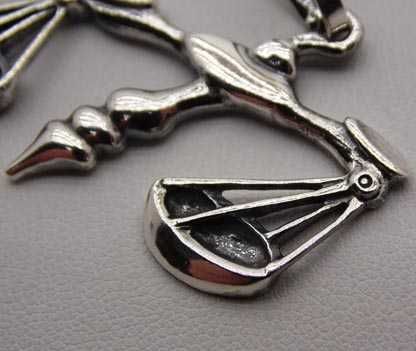 Srebrna zawieszka znak zodiaku WAGA