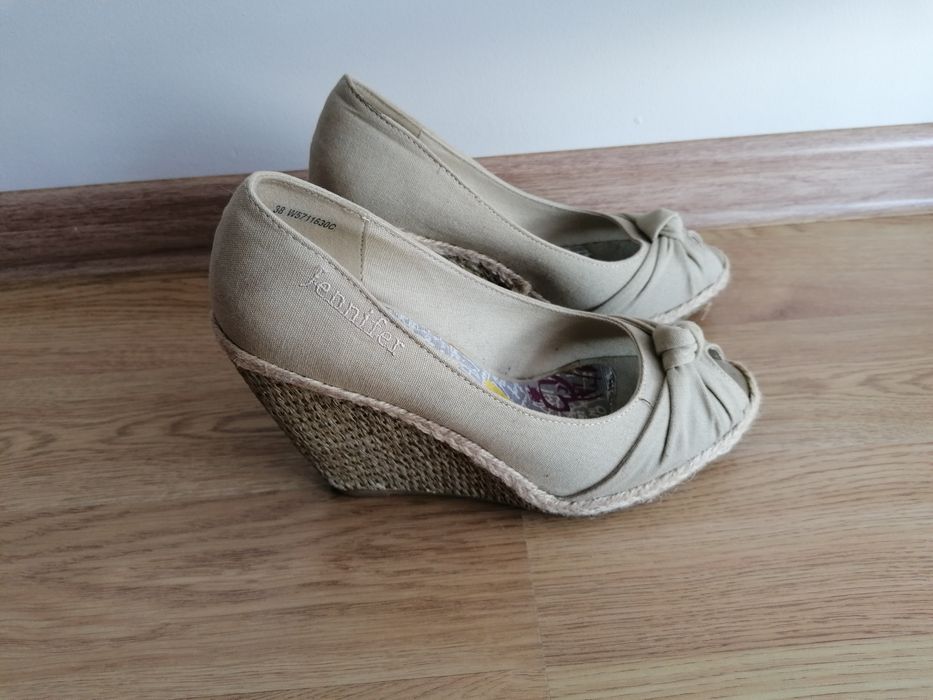 Buty na koturnie półbuty jennifer ccc rozmiar 38