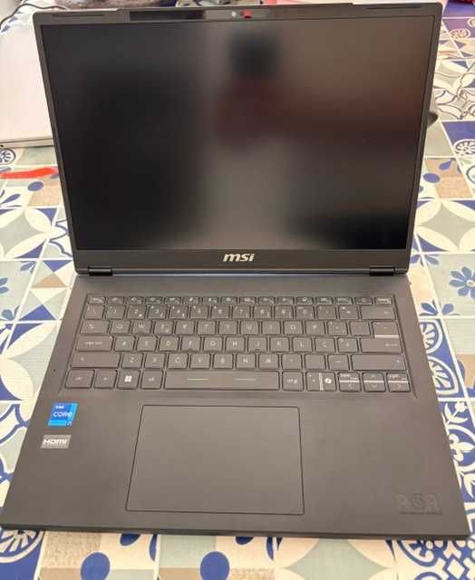 Portátil MSI Modern 14 H (i7 13ª Ger., 32GB RAM)