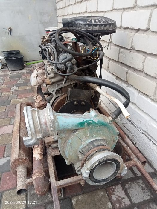 Продам мото помпа