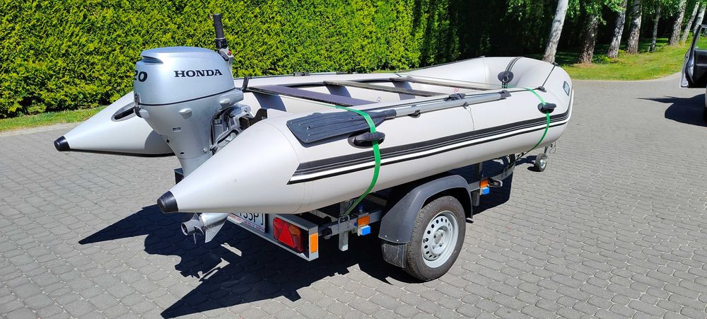 Ponton Bark , silnik Honda i przyczepa Faro