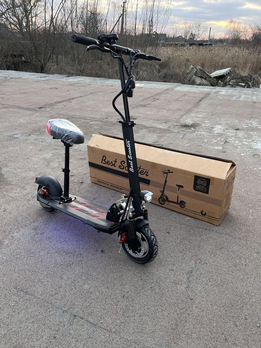 Розпродаж Електросамокатів опт і роздріб