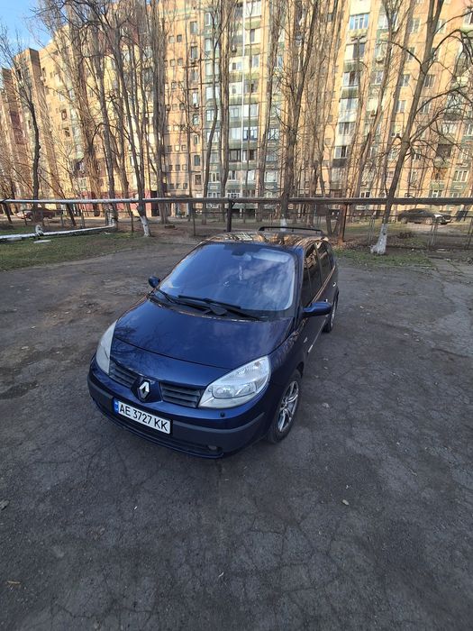 Продам Renault Grand 2.2004 р. Авто в гарному та доглянутому стані.0998187170