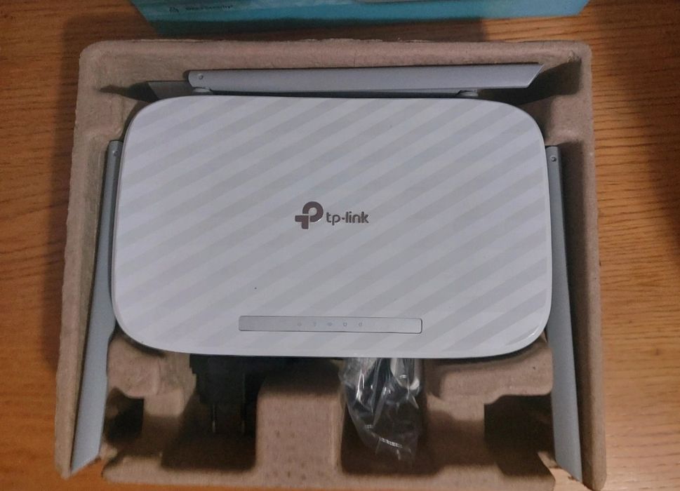 TP-Link Archer C50 AC1200 - router Wi-Fi
Dual Band jak nowy komplet