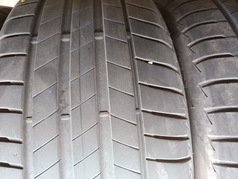Opony 245/45R19 Bridgestone