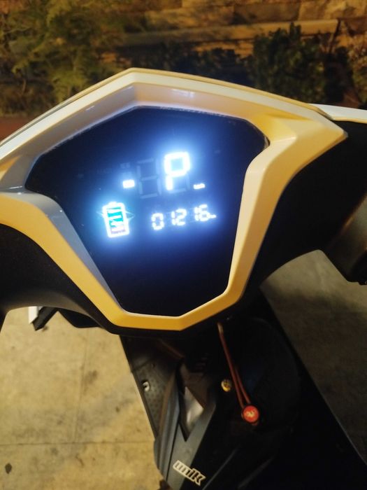 Vendo ou troco mota elétrica