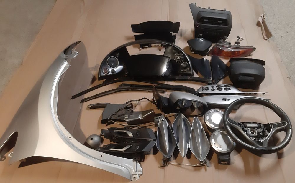 HONDA civic ufo Vlll części silnik 2,2 cdti