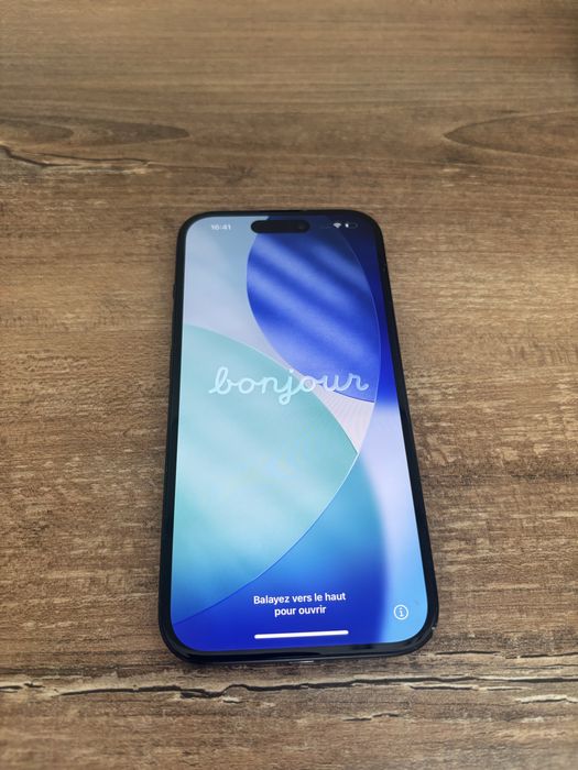 Iphone 15 заблокирован