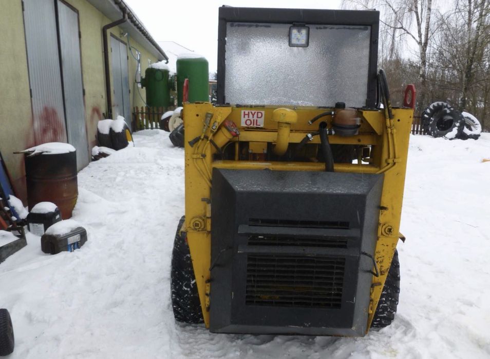 Miniładowarka Case 1835B Bobcat Case Gehl Mustang