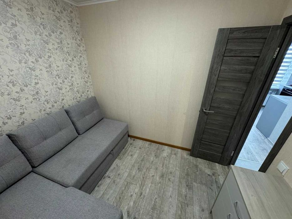 Євродвушка! Новий ремонт! Середній поверх! 45 000 $