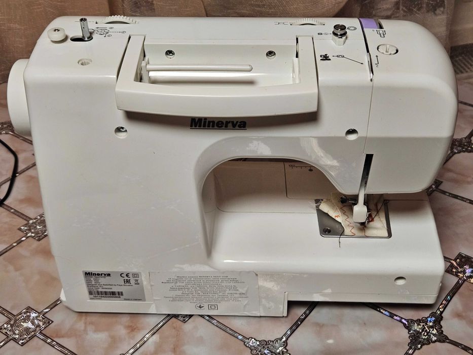 Швейна машинка Minerva Next 141D