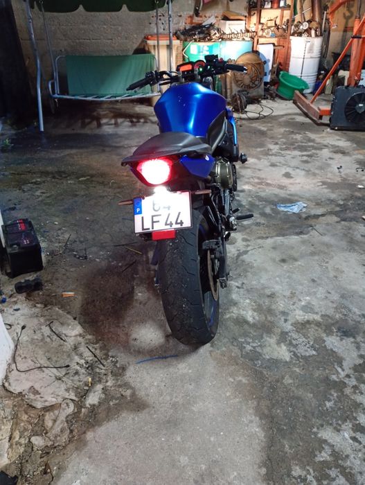 Vendo Yamaha XJ6 de 2011
