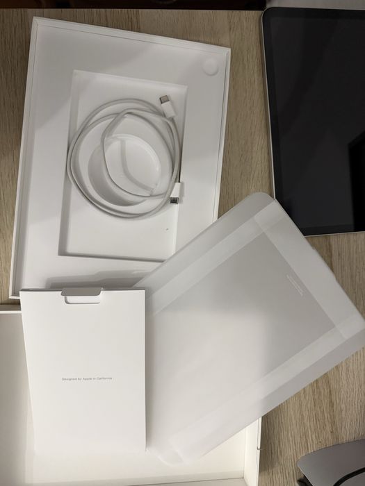 Apple iPad A16 + Apple Pencil USB-C novo