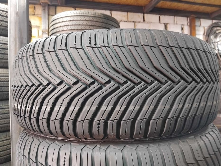 Шини бу 225/45 R18 Michelin CrossClimate 2 Пара