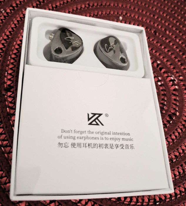 Auriculares, fones, in-ears KZ