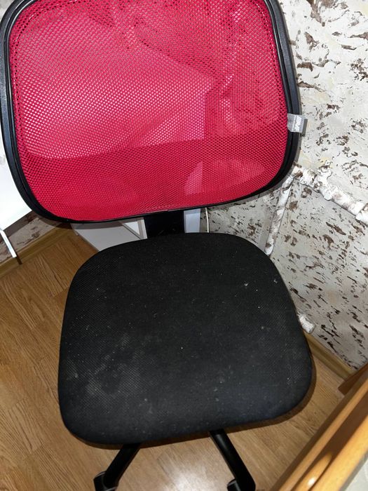 Компютерниц стул