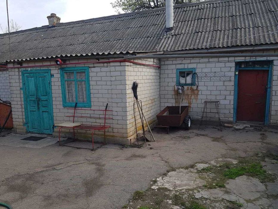 Будінок в селі не далеко від  місто Дніпро