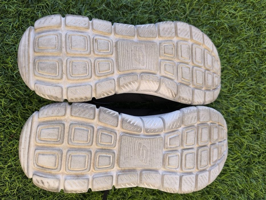 Sapatilhas Sketchers 41