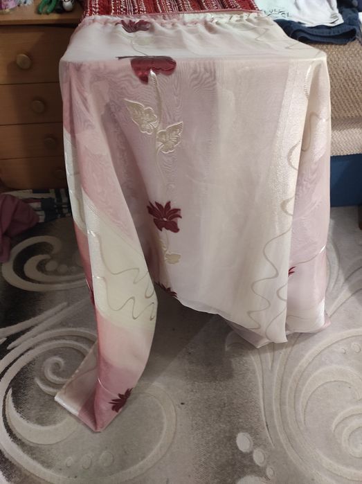 Продам недорого тюль 300*250 в:250,ш 300