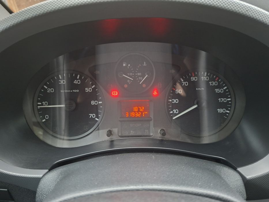 Peugeot partner 3 lugares