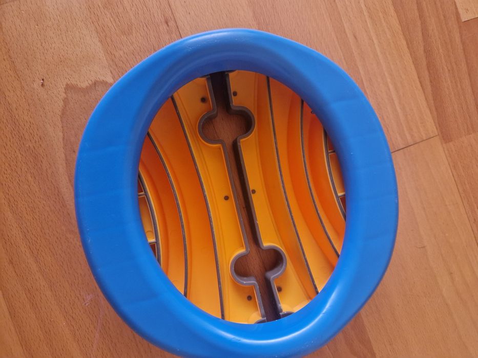 Дорожній горщик з одноразовий пакетами