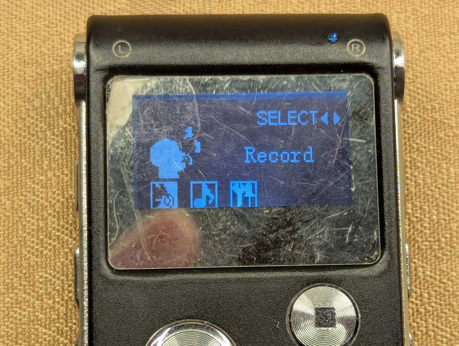 Голосовий рекордер Диктофон + MP3-плеєр 8 ГБ Чорний