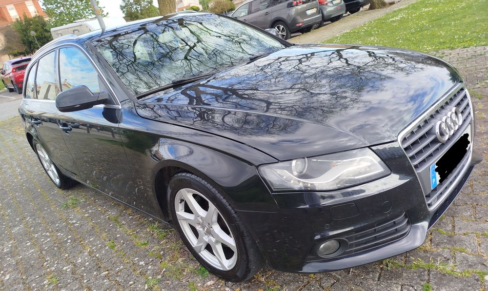 Audi A4 2.0TDI Sport 2011/Cx-Automática/Nacional/Bem cuidada