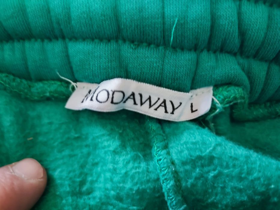 Одежа на маленьку худеньку.