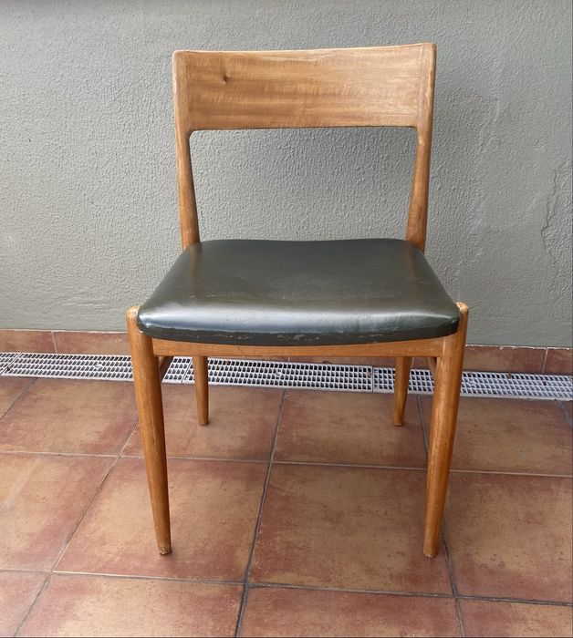 Cadeiras tipo Olaio
