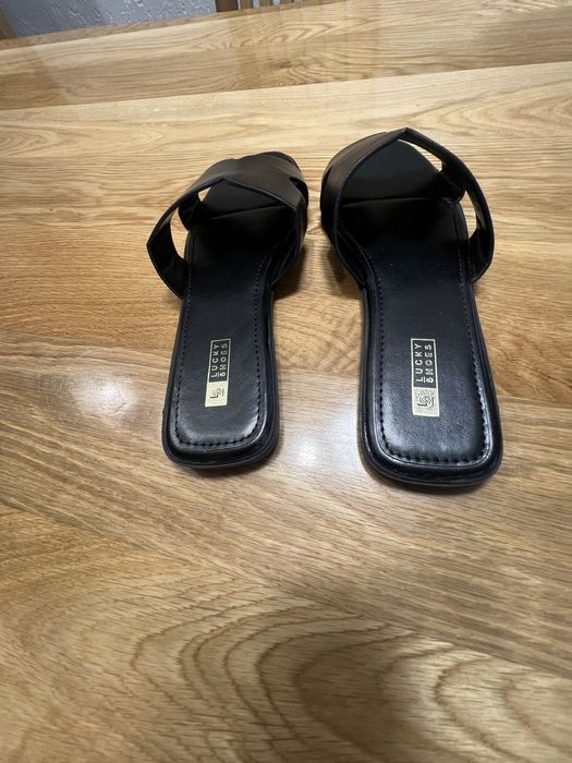 Skórzane Klapki ze skóry naturalnej 39  Lucky Shoes