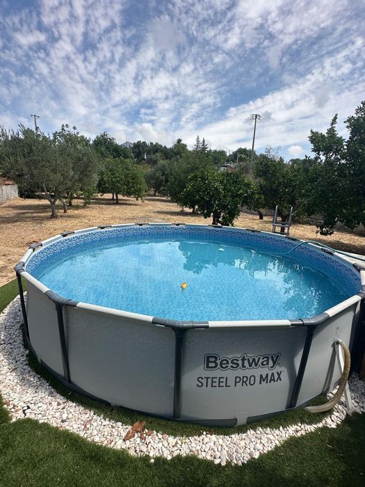 Piscina Tubular redonda com bomba filtro de areia