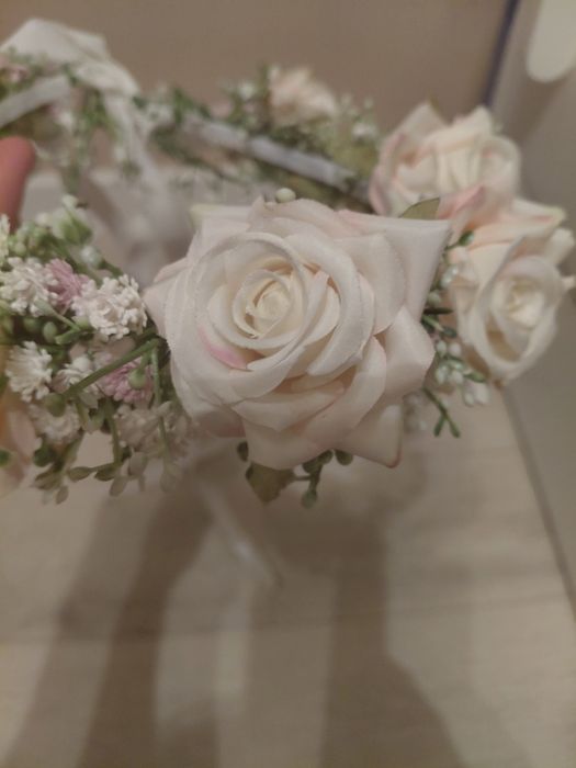 Sukienko-alba, torebka,  wianek