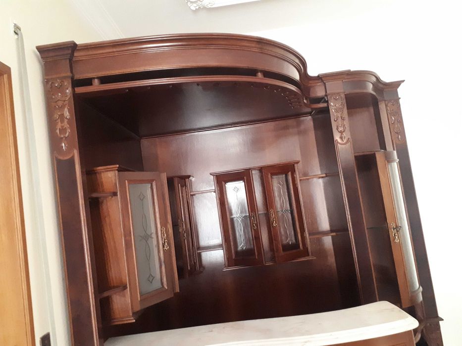 Bar em Madeira Nogueira