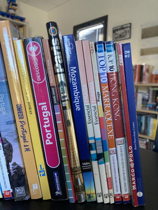 Livros viagem Barcelona, Dubai, Paris, Bangkok, Brazil