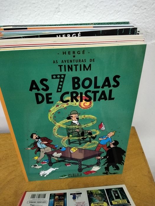Tintin.  Livros.