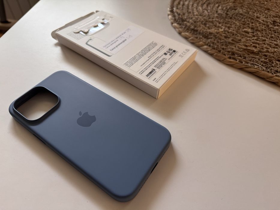 Silikonowe etui z MagSafe Iphone 15 Pro Max