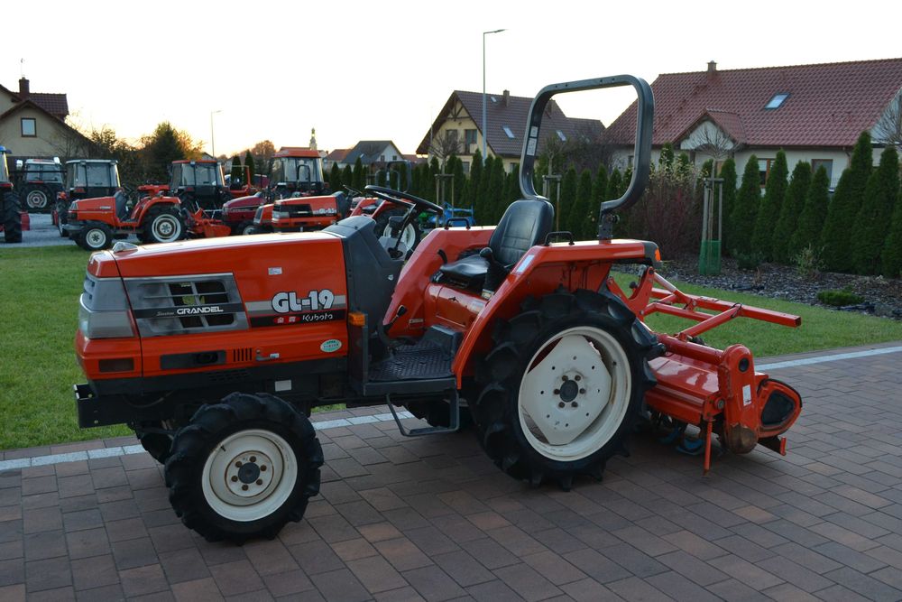 Traktorek japoński mini traktor Kubota W Yanmar japonski