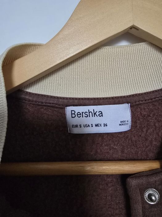 Bluza na zatrzaski Bershka rozm S jak nowa