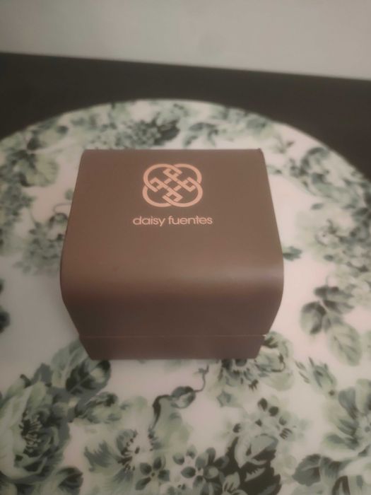 Zegarek damski Daisy Fuentes