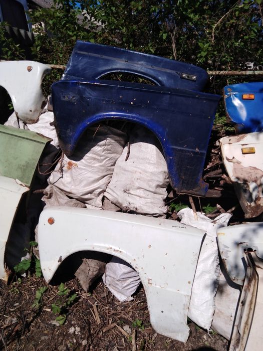 Передні крила ВАЗ 2101,2102,2103,2104,2105,2106,2107