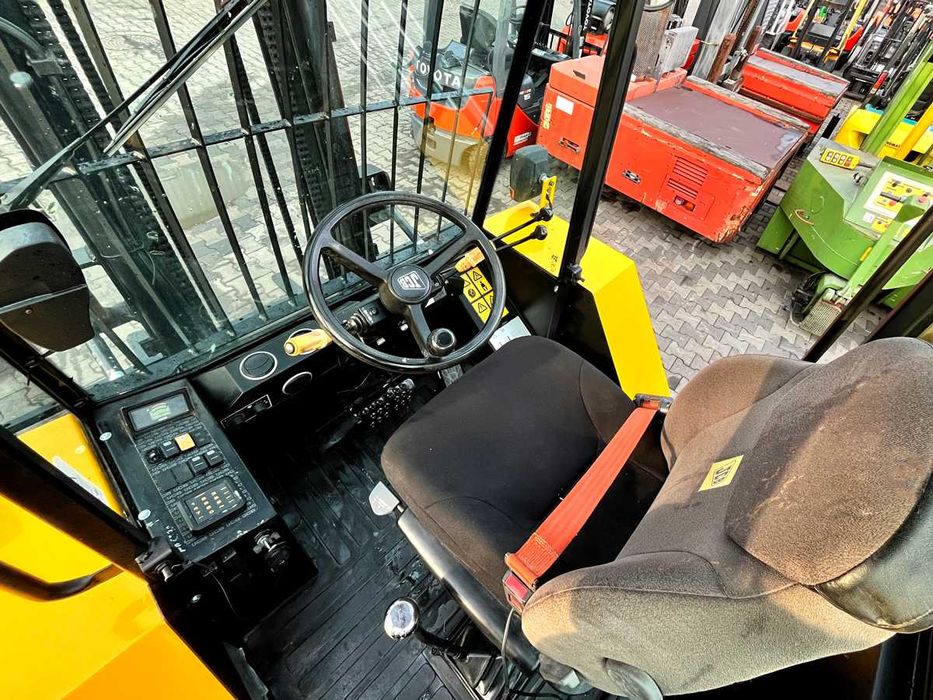 Wózek widłowy terenowy JCB 926 | 2600 kg Triplex 5,5m | 2456h | 2016R