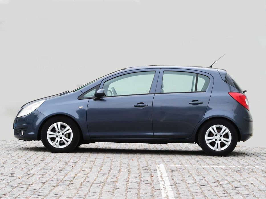 Opel Corsa — fotografia 3