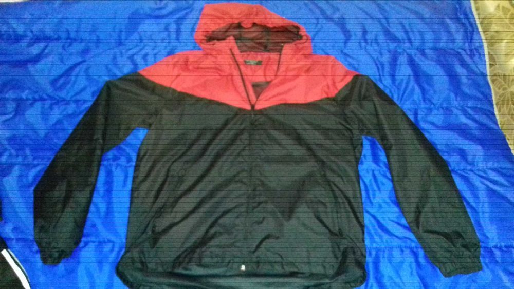 Продам чоловічу курточку-вітровку Primark