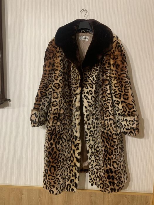 Шикарная новая женская  шуба  L