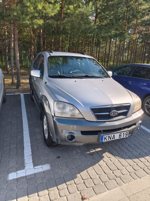 Kia sorento продам