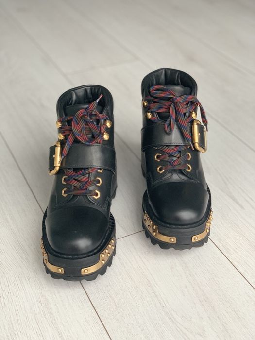 Prada черевики