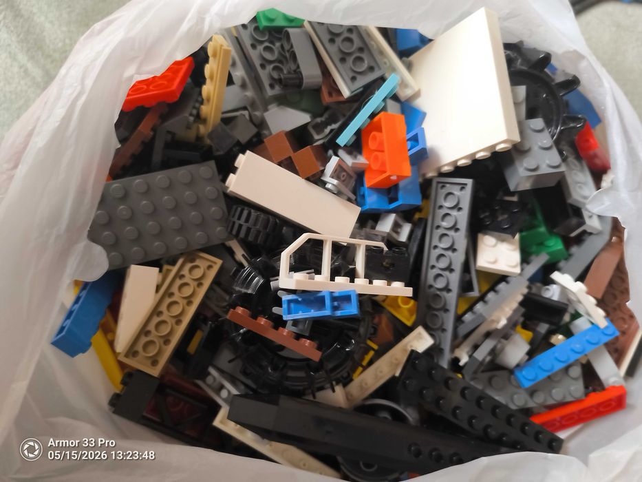 Klocki LEGO przebrane i nieprzebrane