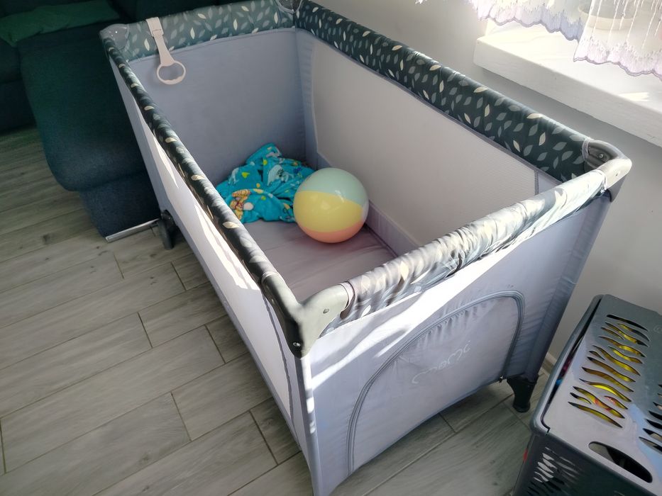 Łóżeczko turystyczne Momi